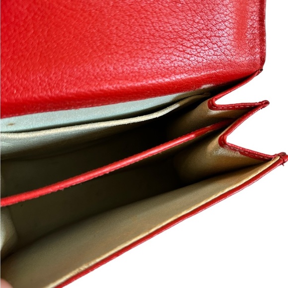 Dooney & Bourke Red Leather Crossbody bag Size 7.5 x 7.5” - Picture 13 of 17